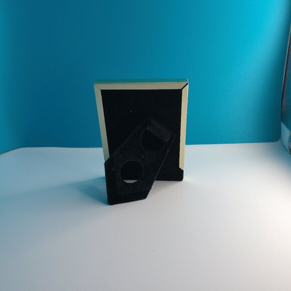 Mini dog Boston Terrier 2"x3" within a new silver color metal Frame - Picture 6 of 6